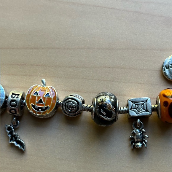 Vintage Willabee & Ward October Halloween Bracelet Pumpkins Ghosts Cat - Picture 2 of 10